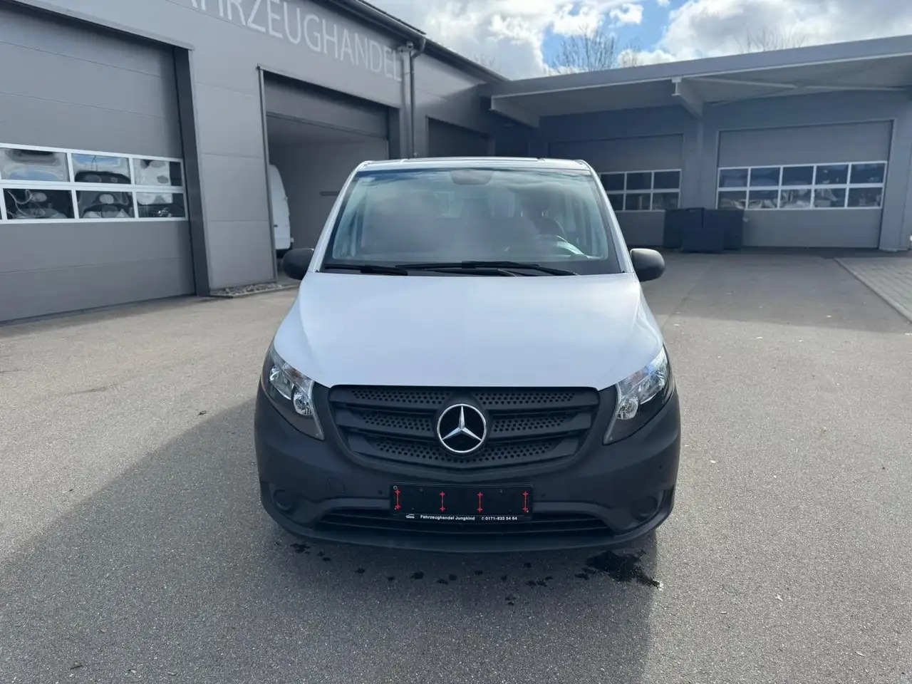 Mercedes-Benz Vito 116 CDI Mixto 4x4 Allrad Extralang - Kastenwagen: das Bild 3 Mercedes-Benz Vito 116 CDI Mixto 4x4 Allrad Extralang - Kastenwagen: das Bild 3