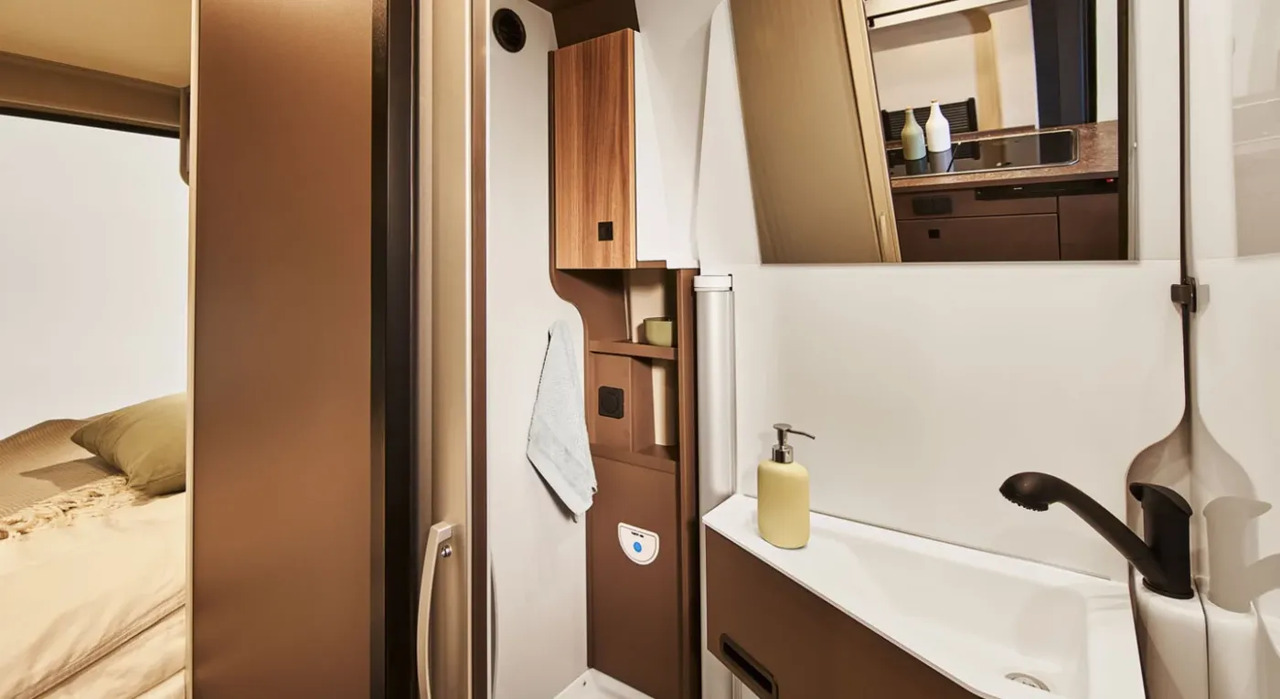 Bürstner B66 C 600 B 66 Voll ausgestattet - Camper Van: das Bild 4 Bürstner B66 C 600 B 66 Voll ausgestattet - Camper Van: das Bild 4