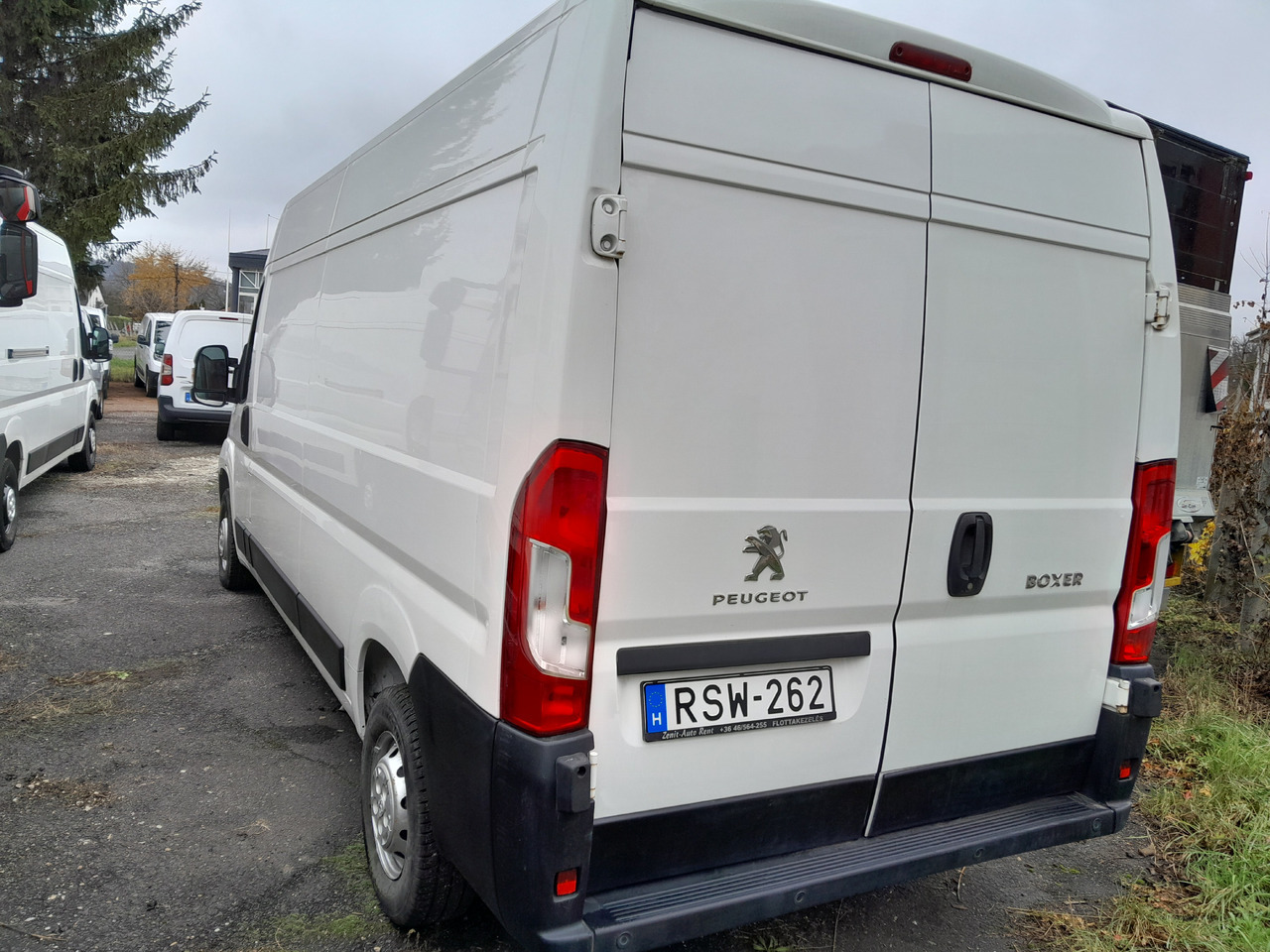 PEUGEOT BOXER 2.2 BlueHDI 350 FT L3H2 Pro - Koffer Transporter: das Bild 3 PEUGEOT BOXER 2.2 BlueHDI 350 FT L3H2 Pro - Koffer Transporter: das Bild 3