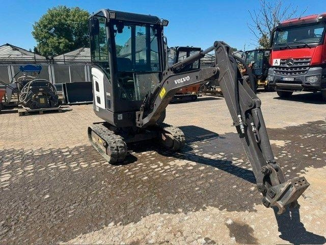 Volvo EC18D - Minibagger: das Bild 1 Volvo EC18D - Minibagger: das Bild 1