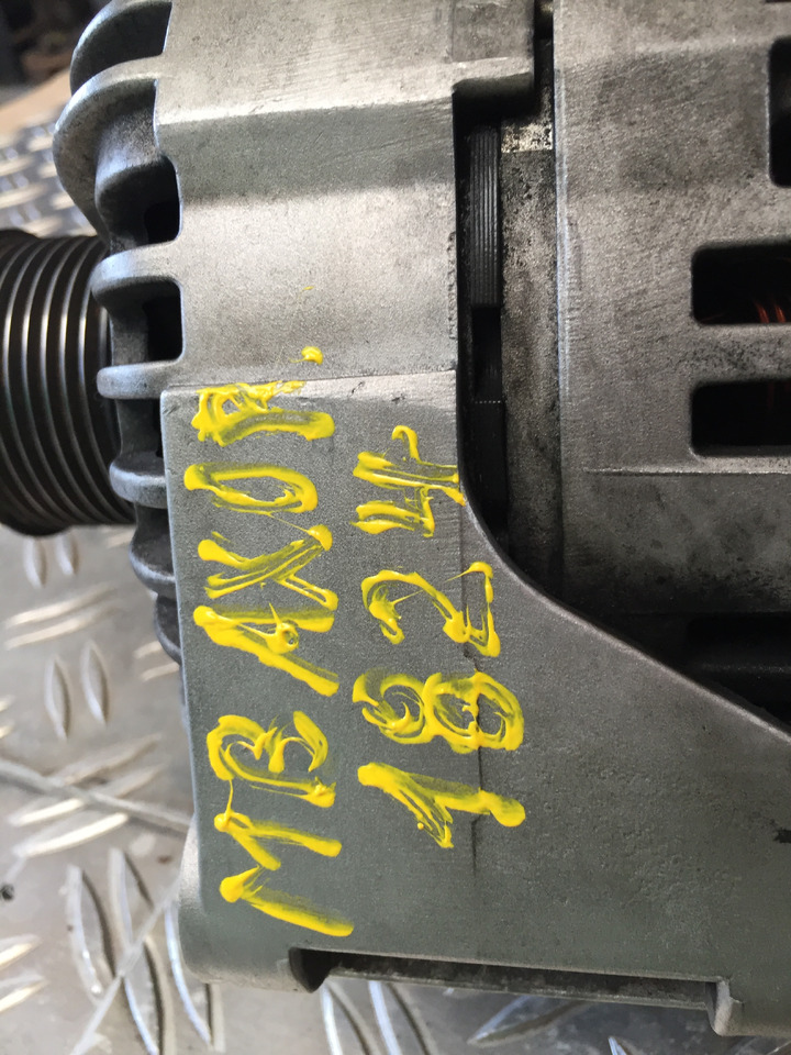 Gebrauchte Lichtmaschine MB Axor 1824, Motor Typ OM 906 LA, Artikel - Nr. : A 012 154 67 02 - Lichtmaschine für LKW: das Bild 5 Gebrauchte Lichtmaschine MB Axor 1824, Motor Typ OM 906 LA, Artikel - Nr. : A 012 154 67 02 - Lichtmaschine für LKW: das Bild 5