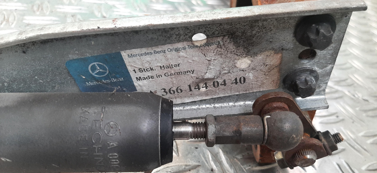 Gebrauchte MAN und DB Motorbremsen, Artikel - Nr. : 81.99999 - 9999 - Motor und Teile für LKW: das Bild 5 Gebrauchte MAN und DB Motorbremsen, Artikel - Nr. : 81.99999 - 9999 - Motor und Teile für LKW: das Bild 5