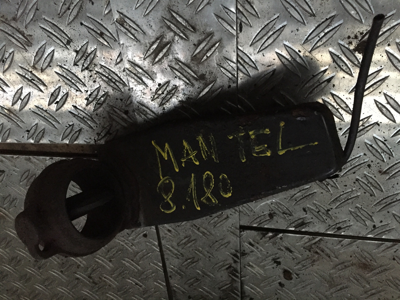 Gebrauchte Motorbremse / Klappe MAN TGL, Artikel - Nr. : 99.99999 - 9999 - Motor und Teile für LKW: das Bild 4 Gebrauchte Motorbremse / Klappe MAN TGL, Artikel - Nr. : 99.99999 - 9999 - Motor und Teile für LKW: das Bild 4