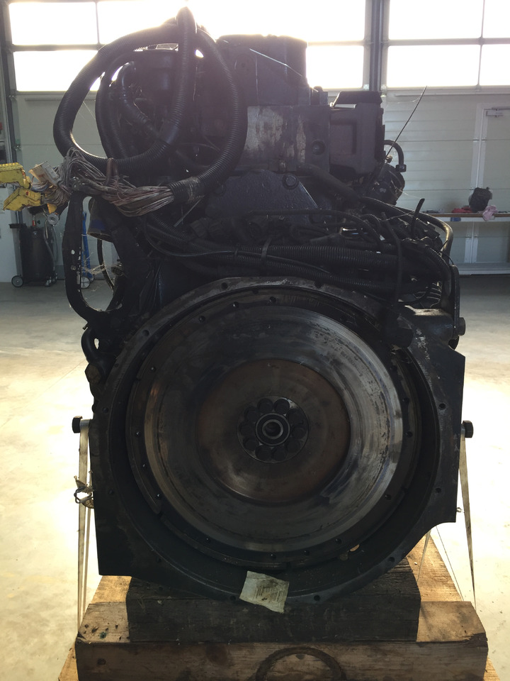 Gebrauchter Motor MAN TGA 26.464, Typ D 2876 LF 04 / 05, Euro 3 - Motor für LKW: das Bild 4 Gebrauchter Motor MAN TGA 26.464, Typ D 2876 LF 04 / 05, Euro 3 - Motor für LKW: das Bild 4