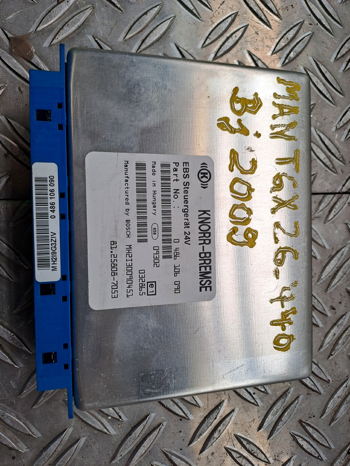 Gebrauchtes MAN TGX 26.440 EBS Steuergerät Brems - / Fahrdynamik, Artikel - Nr. : 81.25808 - 7053 - Steuergerät für LKW: das Bild 4 Gebrauchtes MAN TGX 26.440 EBS Steuergerät Brems - / Fahrdynamik, Artikel - Nr. : 81.25808 - 7053 - Steuergerät für LKW: das Bild 4