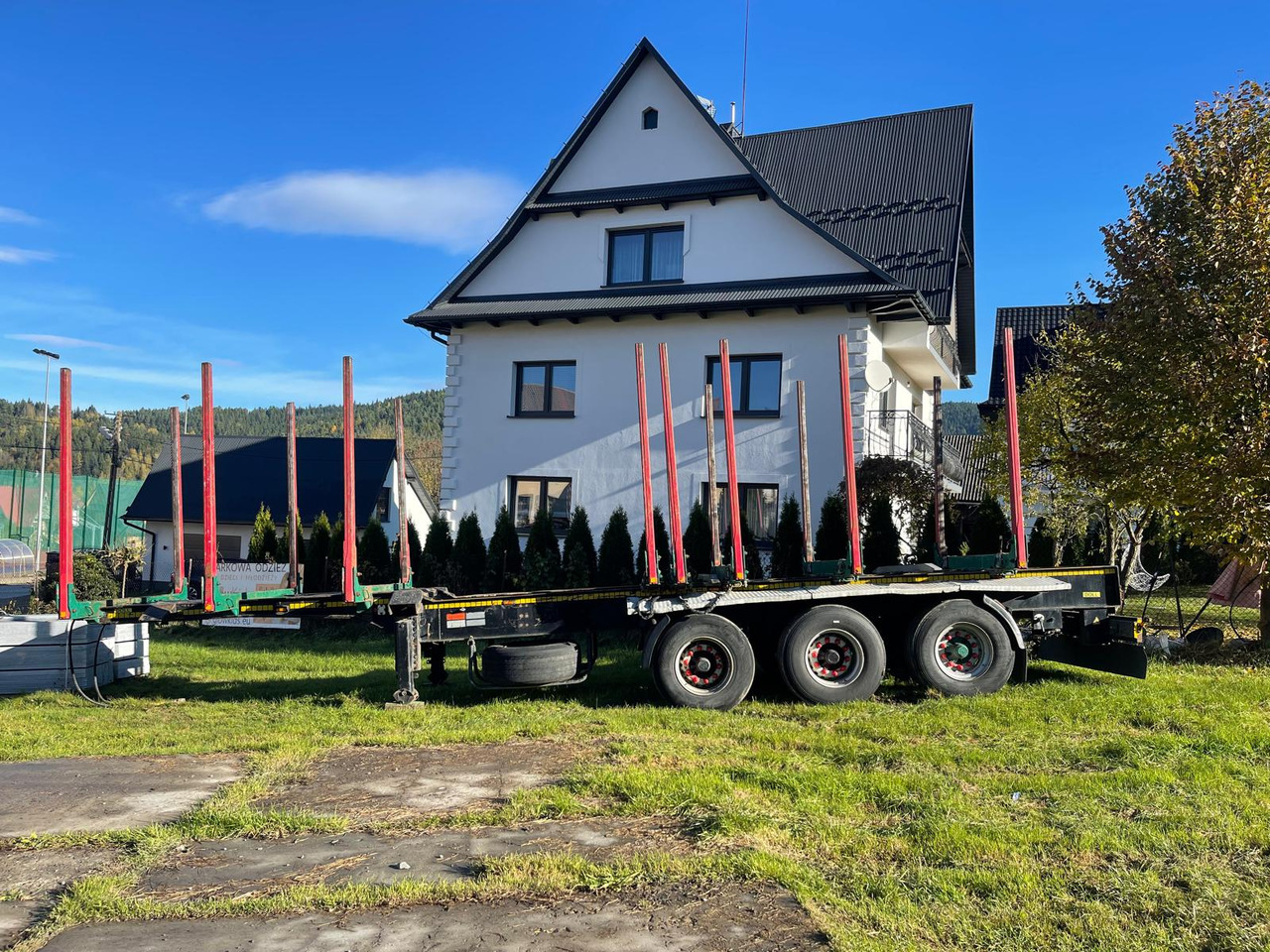 NACZEPA DOLL - Holzauflieger: das Bild 2 NACZEPA DOLL - Holzauflieger: das Bild 2