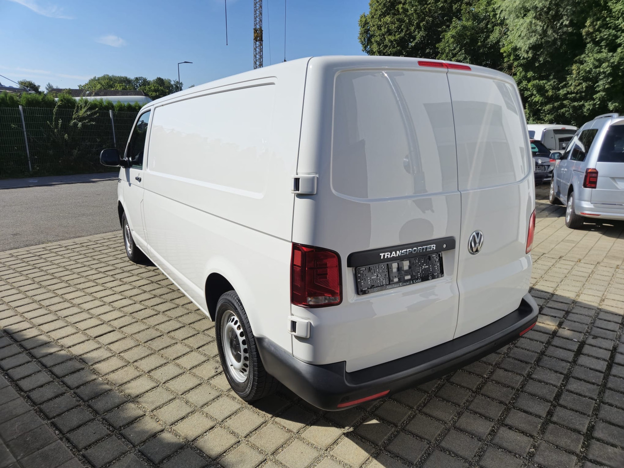 VOLKSWAGEN T6.1 Transporter Kasten lang FWD - Kastenwagen: das Bild 5 VOLKSWAGEN T6.1 Transporter Kasten lang FWD - Kastenwagen: das Bild 5