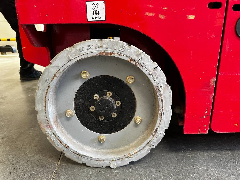 Scherenbühne Magni ES 1412 E: das Bild 10 Scherenbühne Magni ES 1412 E: das Bild 10