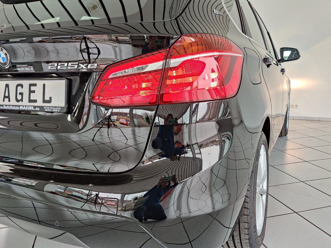 BMW 225 xe ActiveTourer iPerf. Advantage*Navi*SHZ* Hybrid 165kW - Limousine: das Bild 5 BMW 225 xe ActiveTourer iPerf. Advantage*Navi*SHZ* Hybrid 165kW - Limousine: das Bild 5