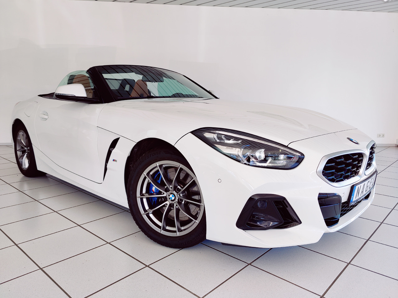 BMW Z4 sDrive 30 i M Sport Roadster Kam Head-Up Leder - Cabrio: das Bild 2 BMW Z4 sDrive 30 i M Sport Roadster Kam Head-Up Leder - Cabrio: das Bild 2