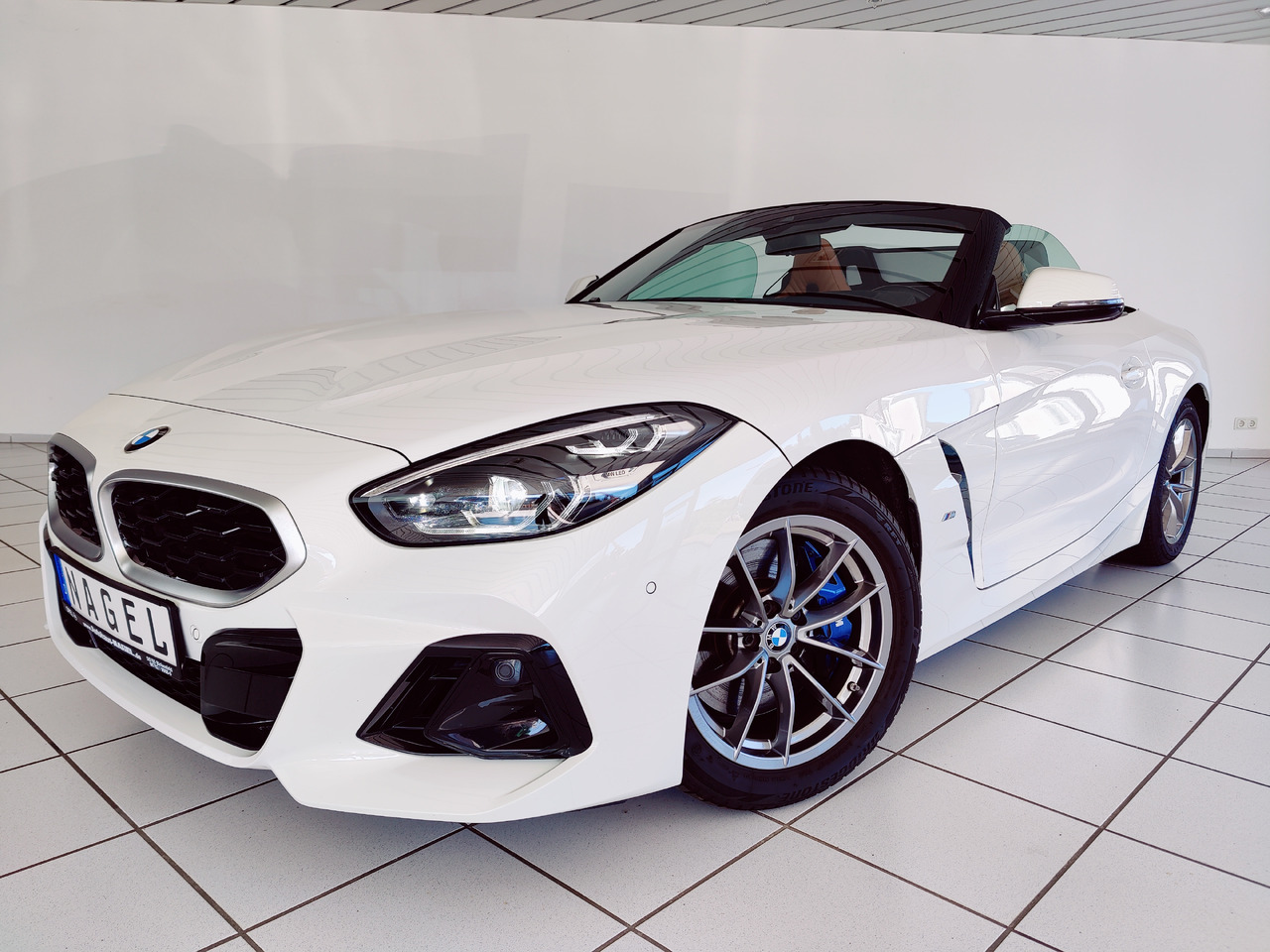 BMW Z4 sDrive 30 i M Sport Roadster Kam Head-Up Leder - Cabrio: das Bild 1 BMW Z4 sDrive 30 i M Sport Roadster Kam Head-Up Leder - Cabrio: das Bild 1