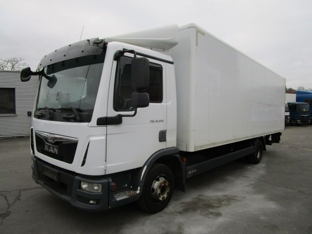 MAN TGL 12.220 4x2 BL Euro 6, LDBW. Navigation, 7,10 - Koffer LKW: das Bild 1 MAN TGL 12.220 4x2 BL Euro 6, LDBW. Navigation, 7,10 - Koffer LKW: das Bild 1