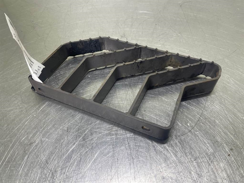 Ahlmann AS900-23119552-Stair panel/Trittstufen/Traptreden - Rahmen/ Chassis für Baumaschine: das Bild 3 Ahlmann AS900-23119552-Stair panel/Trittstufen/Traptreden - Rahmen/ Chassis für Baumaschine: das Bild 3