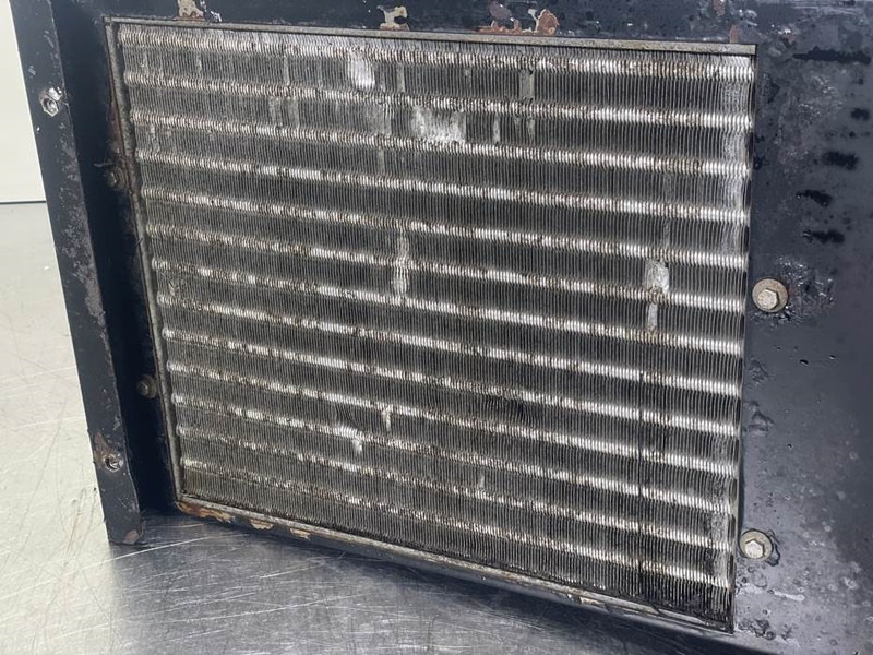 Ahlmann AZ150-4184898A-Airco condenser/Klimakondensator - Rahmen/ Chassis für Baumaschine: das Bild 5 Ahlmann AZ150-4184898A-Airco condenser/Klimakondensator - Rahmen/ Chassis für Baumaschine: das Bild 5