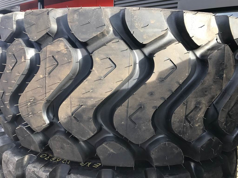 Banden/Reifen/Tires 26.5R25 XHA - Tyre/Reifen/Band - Felgen und Reifen für Baumaschine: das Bild 5 Banden/Reifen/Tires 26.5R25 XHA - Tyre/Reifen/Band - Felgen und Reifen für Baumaschine: das Bild 5