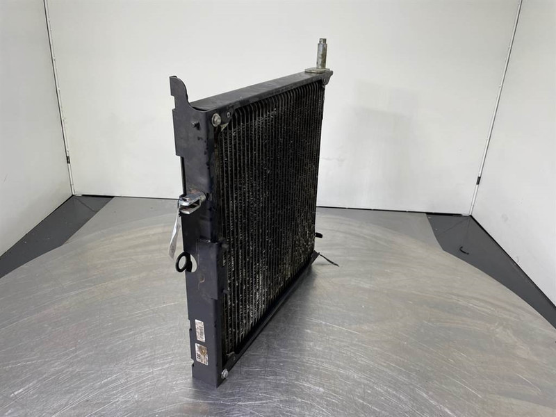 Cat 907M-444-1760-Airco condenser/Klimakondensator - Rahmen/ Chassis für Baumaschine: das Bild 4 Cat 907M-444-1760-Airco condenser/Klimakondensator - Rahmen/ Chassis für Baumaschine: das Bild 4