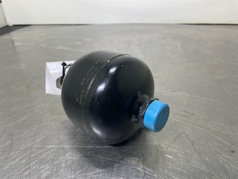 O & K L25.5-075-1315-053-611-Accumulator/Hydrospeicher - Hydraulik für Baumaschine: das Bild 3 O & K L25.5-075-1315-053-611-Accumulator/Hydrospeicher - Hydraulik für Baumaschine: das Bild 3