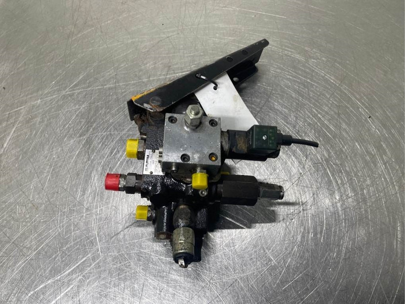 O & K L25.5-Safim 191826/FP3-Brake pedal/Bremspedal - Fahrerhaus und Interieur für Baumaschine: das Bild 4 O & K L25.5-Safim 191826/FP3-Brake pedal/Bremspedal - Fahrerhaus und Interieur für Baumaschine: das Bild 4