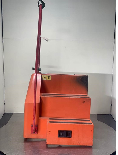 Terex TW150-6098793 / 6098792-Hood/Haube/Kap - Rahmen/ Chassis für Baumaschine: das Bild 2 Terex TW150-6098793 / 6098792-Hood/Haube/Kap - Rahmen/ Chassis für Baumaschine: das Bild 2