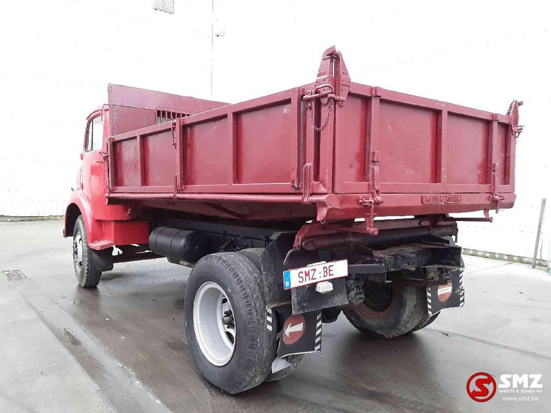 Kipper Mercedes-Benz: das Bild 9