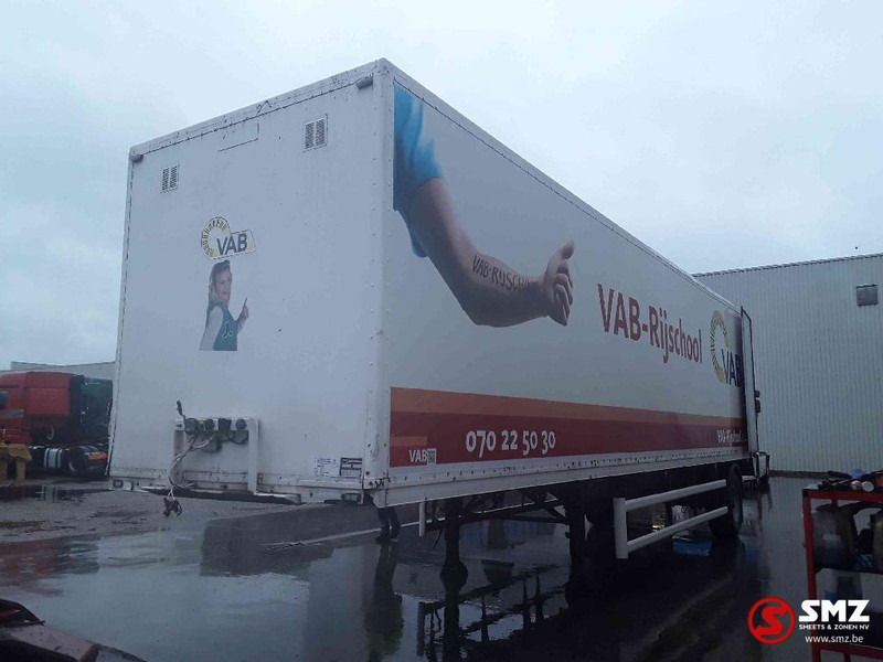 Renders Oplegger - Koffer Auflieger: das Bild 3 Renders Oplegger - Koffer Auflieger: das Bild 3