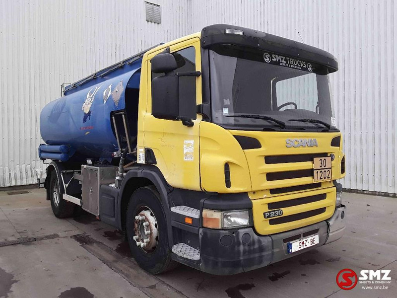 Scania P 230 13500 L 4 comp - Tankwagen: das Bild 1 Scania P 230 13500 L 4 comp - Tankwagen: das Bild 1
