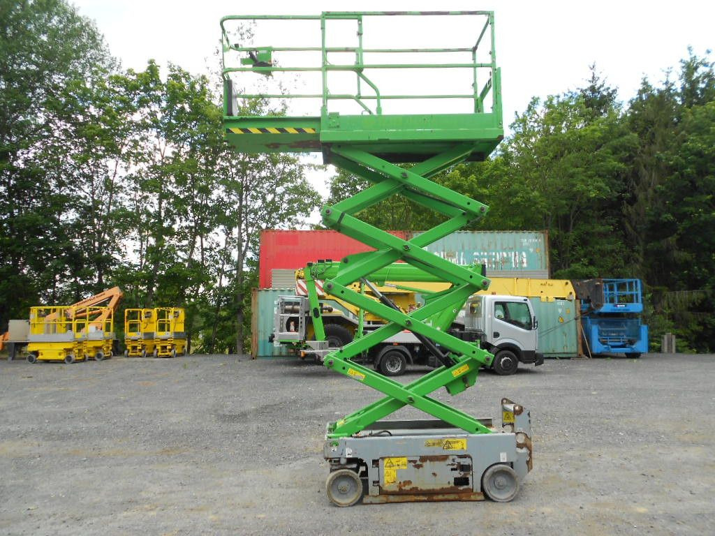 Genie GS 1932, Scherenarbeitsbühne Genie 8 m - LKW mit Arbeitsbühne: das Bild 5 Genie GS 1932, Scherenarbeitsbühne Genie 8 m - LKW mit Arbeitsbühne: das Bild 5