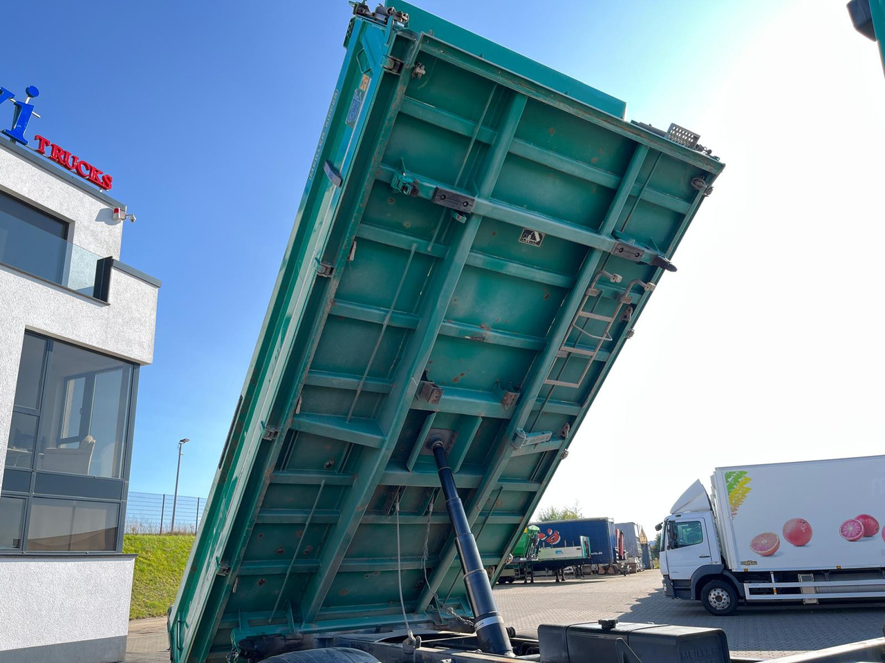 MAN TGS 18.460 4X4 H BL Kipper - Kipper: das Bild 2 MAN TGS 18.460 4X4 H BL Kipper - Kipper: das Bild 2