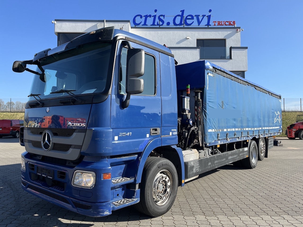 Mercedes-Benz 2541 6x2 Atlas 135.2E Pritsche 8,20 m - Plane LKW, Autokran: das Bild 1 Mercedes-Benz 2541 6x2 Atlas 135.2E Pritsche 8,20 m - Plane LKW, Autokran: das Bild 1