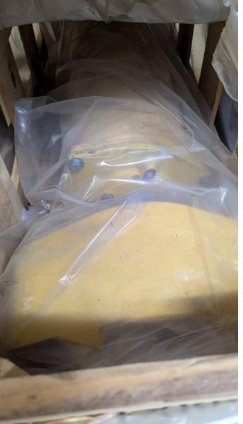 Komatsu D85PX-18 -SPRING ASSY - 154-30-00281 - Rahmen/ Chassis für Baumaschine: das Bild 3 Komatsu D85PX-18 -SPRING ASSY - 154-30-00281 - Rahmen/ Chassis für Baumaschine: das Bild 3