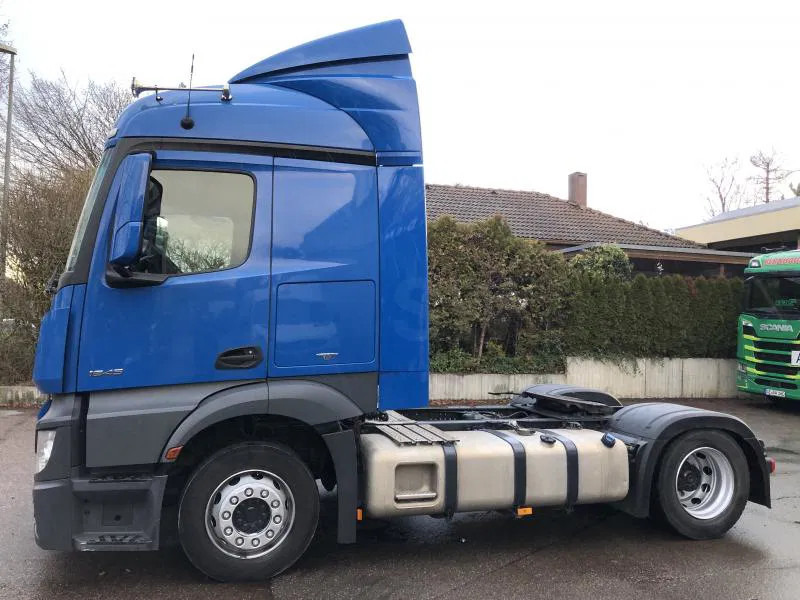 Mercedes-Benz Actros 1845 LS LOW MEGA Streamspace Intarder - Sattelzugmaschine: das Bild 1 Mercedes-Benz Actros 1845 LS LOW MEGA Streamspace Intarder - Sattelzugmaschine: das Bild 1