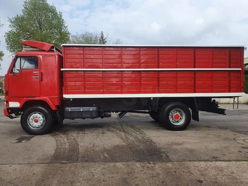 Volvo F 89 IC 4X2 Muldenkipper Kipper Oldtimer - Kipper: das Bild 4 Volvo F 89 IC 4X2 Muldenkipper Kipper Oldtimer - Kipper: das Bild 4