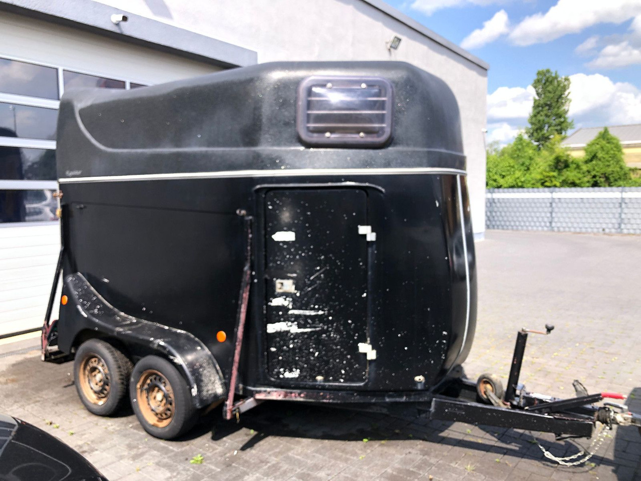 Eurotrailer Rausch 330 - Tiertransporter Anhänger: das Bild 1 Eurotrailer Rausch 330 - Tiertransporter Anhänger: das Bild 1