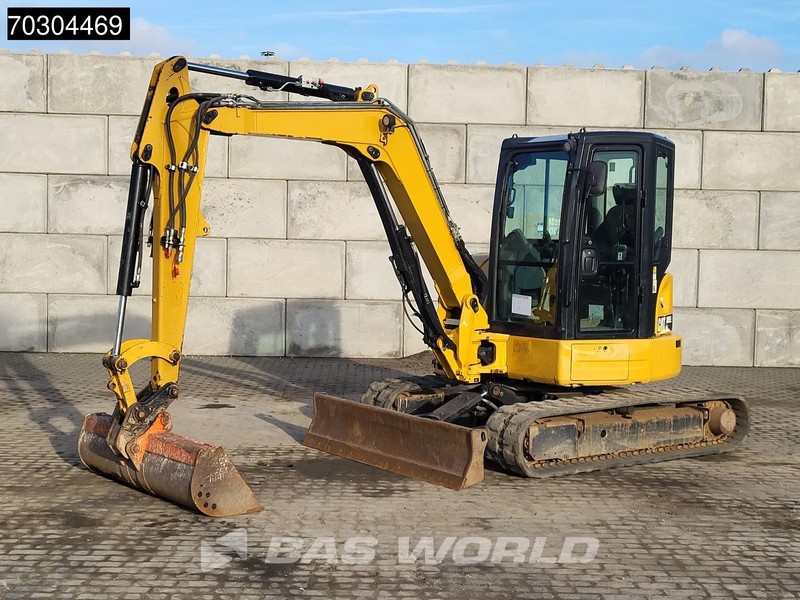 Caterpillar 305 E2 CR 3 BUCKETS - Minibagger: das Bild 2 Caterpillar 305 E2 CR 3 BUCKETS - Minibagger: das Bild 2