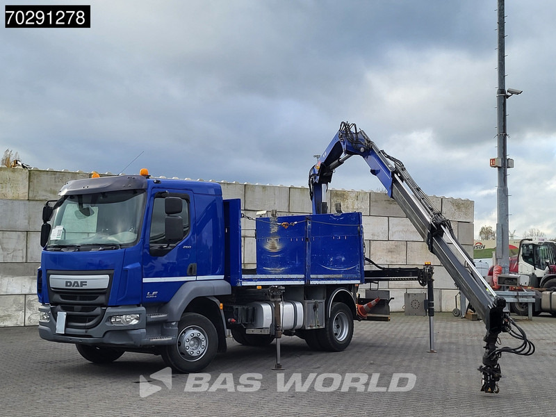 DAF LF 260 LF 4X2 Hiab 111 B-2 HIDUO Crane Kran Remote control Automatic ACC Euro 6 - Pritsche LKW, Autokran: das Bild 3 DAF LF 260 LF 4X2 Hiab 111 B-2 HIDUO Crane Kran Remote control Automatic ACC Euro 6 - Pritsche LKW, Autokran: das Bild 3