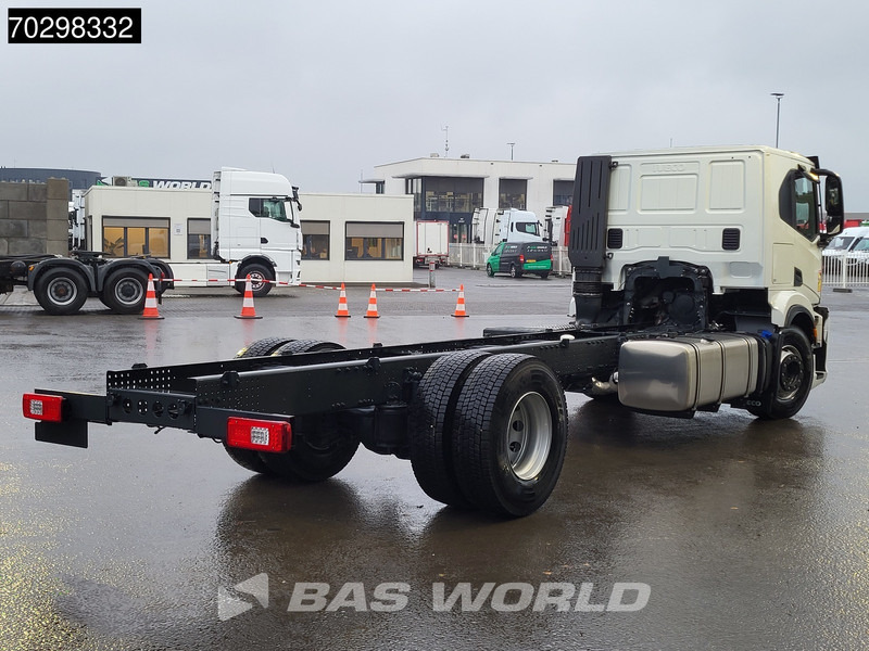 Iveco S-Way 340 4X2 NEW chassis! Automatic Navi ACC LED Euro 6 - Fahrgestell LKW: das Bild 5 Iveco S-Way 340 4X2 NEW chassis! Automatic Navi ACC LED Euro 6 - Fahrgestell LKW: das Bild 5