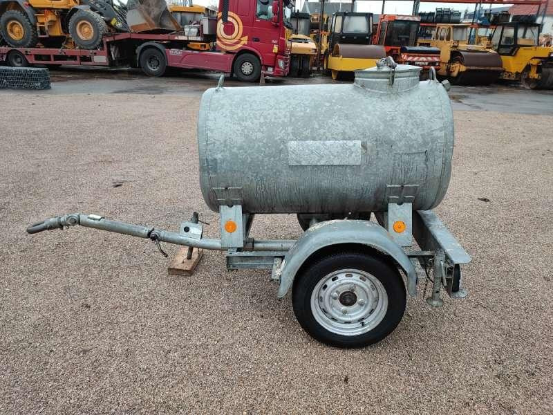 YSM 500 LITRES A EAU - Tank: das Bild 4 YSM 500 LITRES A EAU - Tank: das Bild 4