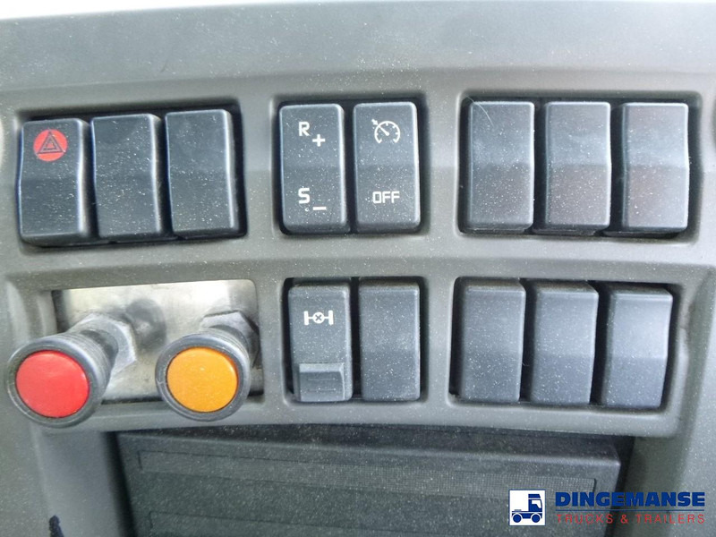 Saug-/ Spülfahrzeug Renault Midlum 180.14 dxi 4x2 RHD Euro 5 vacuum tank 6.1 m3: das Bild 20 Saug-/ Spülfahrzeug Renault Midlum 180.14 dxi 4x2 RHD Euro 5 vacuum tank 6.1 m3: das Bild 20