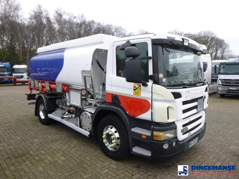 Scania P 270 DB 4x2 fuel tank 13.6 m3 / 4 comp - Tankwagen: das Bild 2 Scania P 270 DB 4x2 fuel tank 13.6 m3 / 4 comp - Tankwagen: das Bild 2