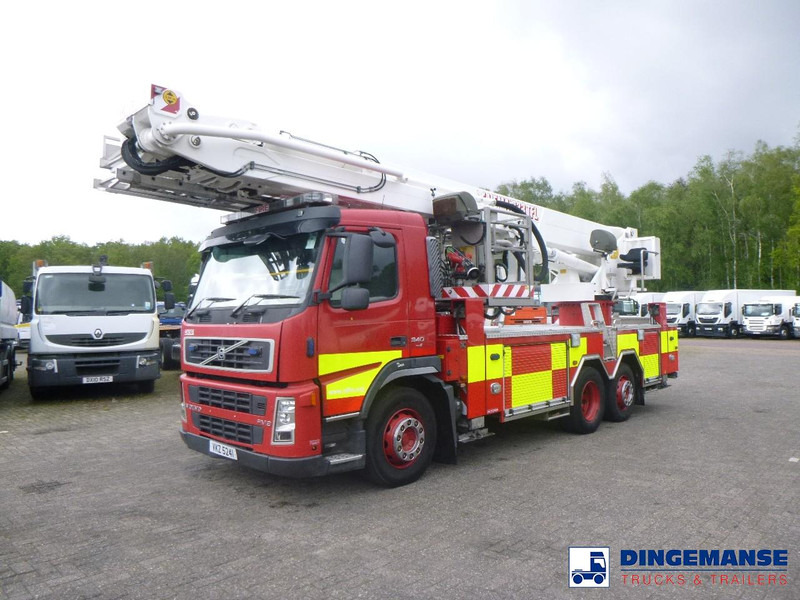 Volvo FM9 340 6x2 RHD Vema 333 TFL fire truck - Feuerwehrfahrzeug: das Bild 1 Volvo FM9 340 6x2 RHD Vema 333 TFL fire truck - Feuerwehrfahrzeug: das Bild 1