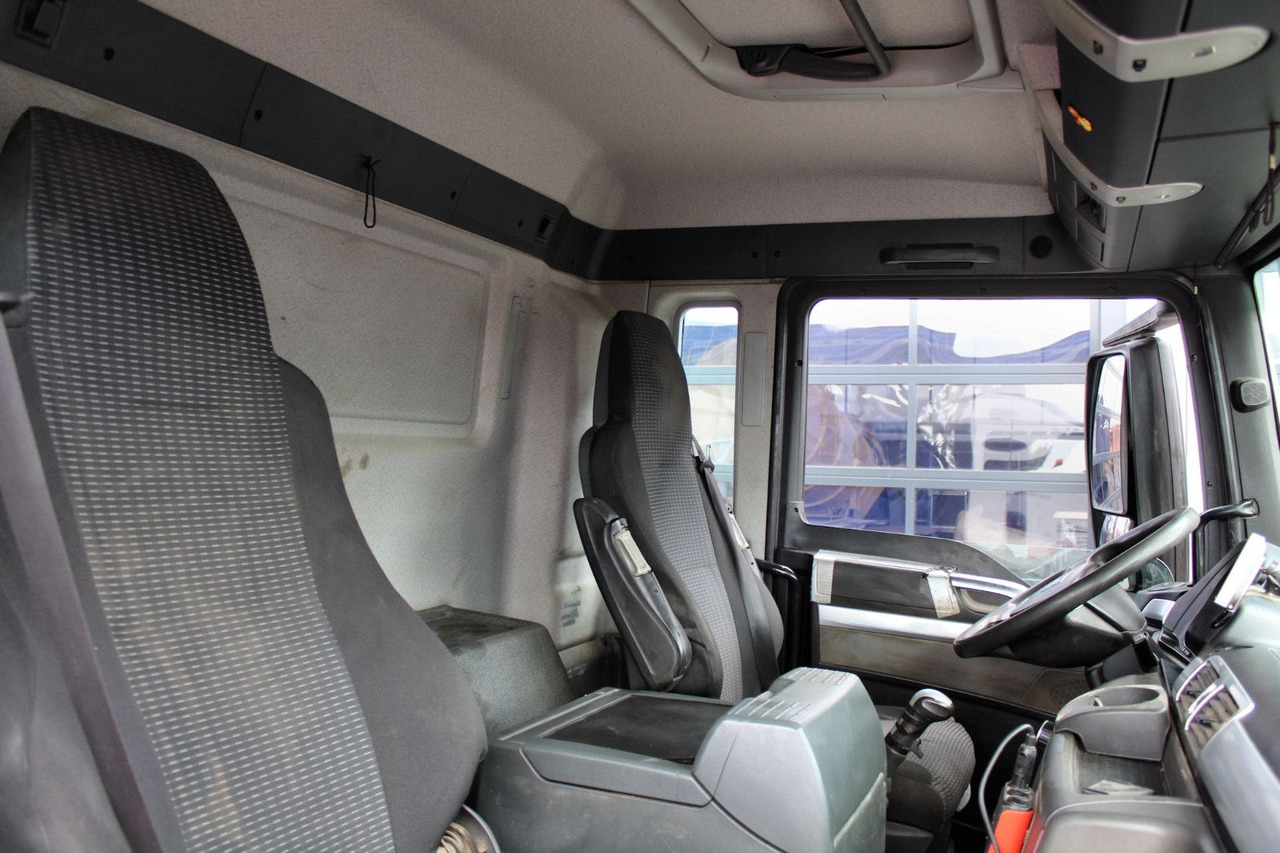 Saug-/ Spülfahrzeug MAN TGS 28.440 6x2 Kroll 14,5m³ W-Rückgewinner KOMBI: das Bild 13 Saug-/ Spülfahrzeug MAN TGS 28.440 6x2 Kroll 14,5m³ W-Rückgewinner KOMBI: das Bild 13