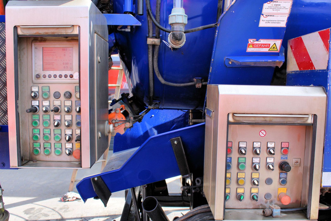 Saug-/ Spülfahrzeug MAN TGS 28.440 6x2 Kroll 14,5m³ W-Rückgewinner KOMBI: das Bild 12 Saug-/ Spülfahrzeug MAN TGS 28.440 6x2 Kroll 14,5m³ W-Rückgewinner KOMBI: das Bild 12