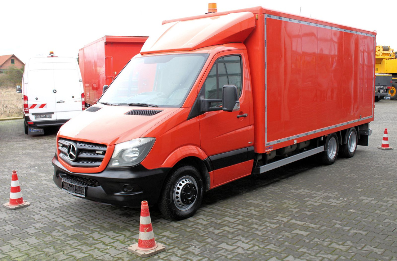 Mercedes-Benz Sprinter 719 V6 CDI 2m³HD-Spül+IBAK TV-Kanal 3D - Saug-/ Spülfahrzeug: das Bild 3 Mercedes-Benz Sprinter 719 V6 CDI 2m³HD-Spül+IBAK TV-Kanal 3D - Saug-/ Spülfahrzeug: das Bild 3