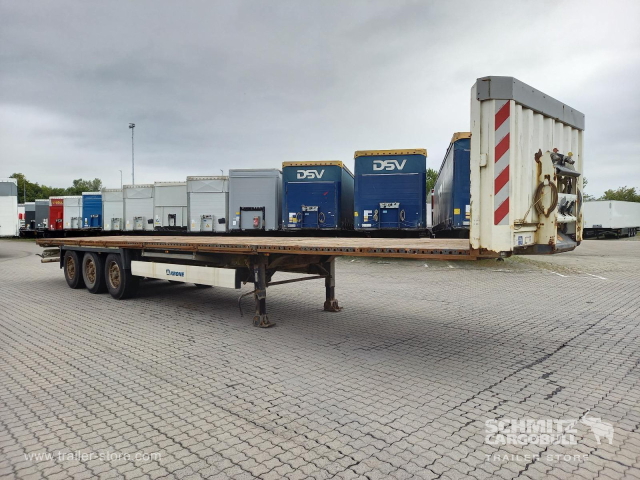 KRONE Auflieger Plateau Standard - Pritschenauflieger/ Plattformauflieger: das Bild 1 KRONE Auflieger Plateau Standard - Pritschenauflieger/ Plattformauflieger: das Bild 1
