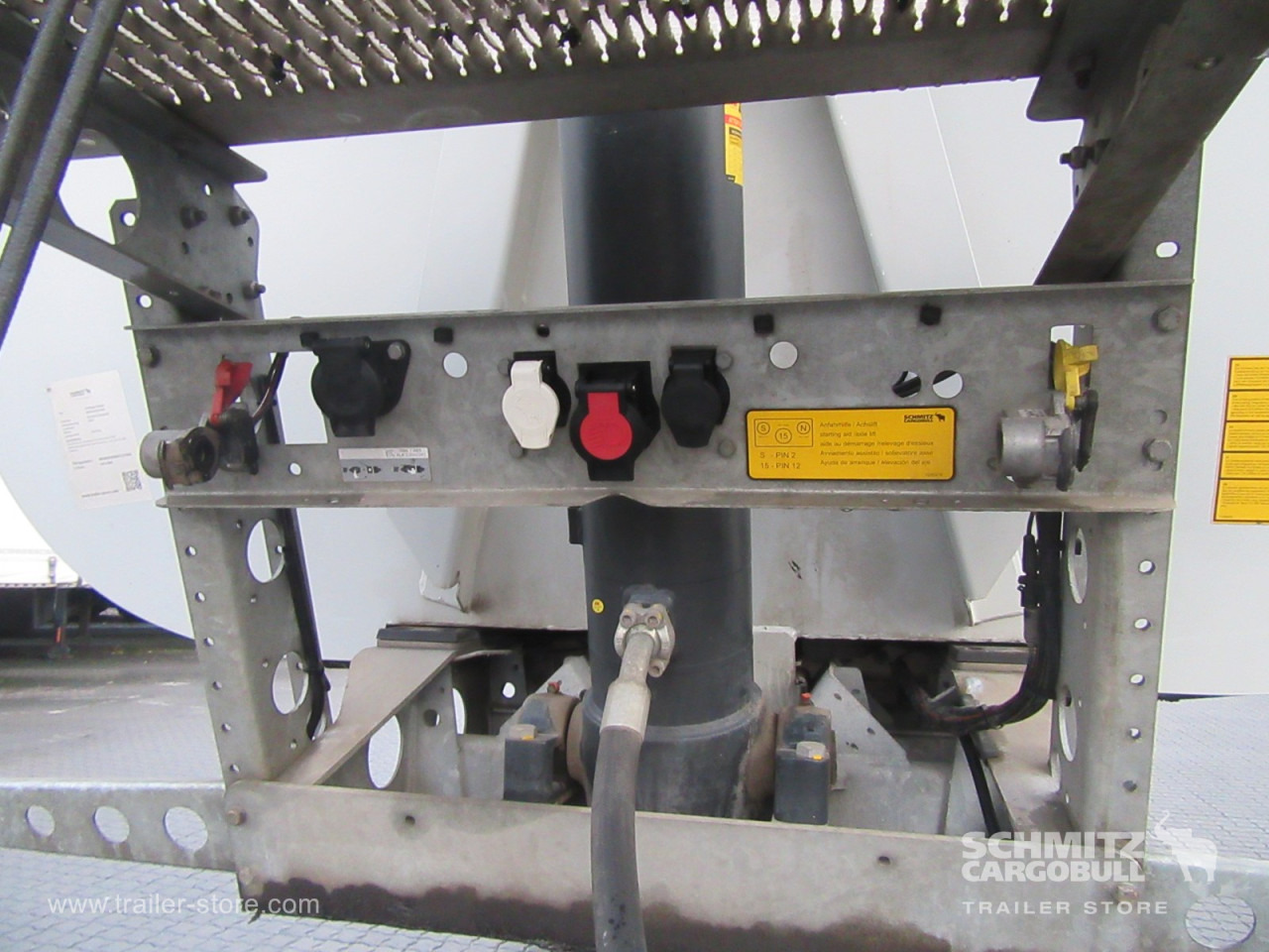 SCHMITZ Auflieger Kipper Stahlrundmulde Insulated Hollow - Kipper Auflieger: das Bild 3 SCHMITZ Auflieger Kipper Stahlrundmulde Insulated Hollow - Kipper Auflieger: das Bild 3