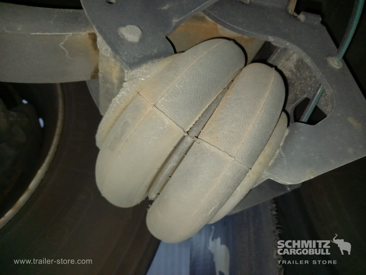 SCHMITZ Auflieger Tiefkühler Standard Double deck - Isotherm Auflieger: das Bild 4 SCHMITZ Auflieger Tiefkühler Standard Double deck - Isotherm Auflieger: das Bild 4