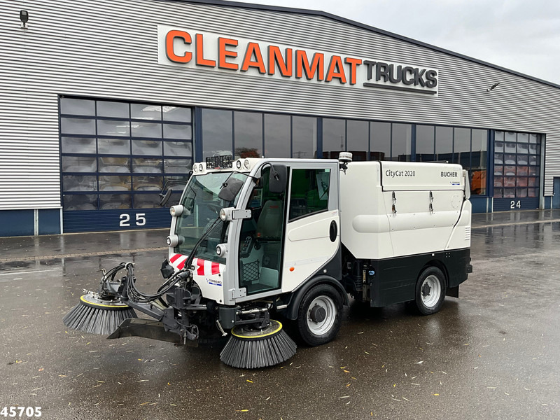 Bucher Citycat 2020 with 3-rd brush - Kehrmaschine: das Bild 3 Bucher Citycat 2020 with 3-rd brush - Kehrmaschine: das Bild 3
