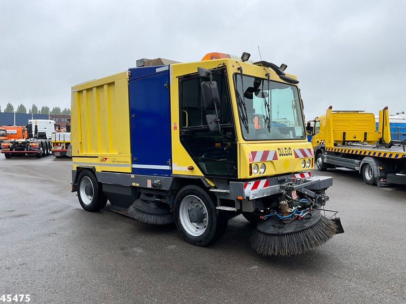 Dulevo 5020 S with 3-rd brush - Kehrmaschine: das Bild 5 Dulevo 5020 S with 3-rd brush - Kehrmaschine: das Bild 5