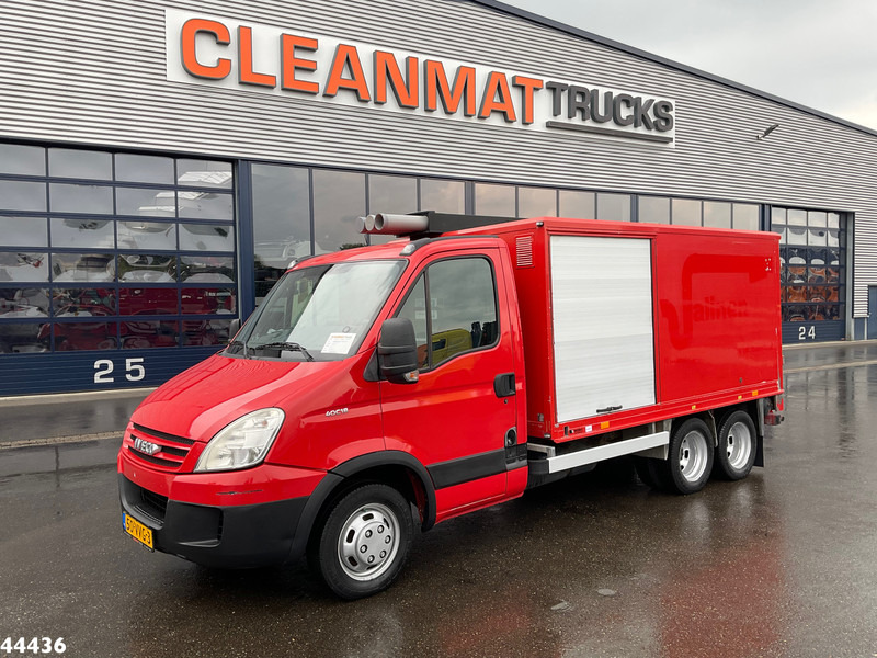 Iveco Daily 40C18 + Veldhuizen oplegger ROM Hogedrukinstallatie - Saug-/ Spülfahrzeug: das Bild 2 Iveco Daily 40C18 + Veldhuizen oplegger ROM Hogedrukinstallatie - Saug-/ Spülfahrzeug: das Bild 2