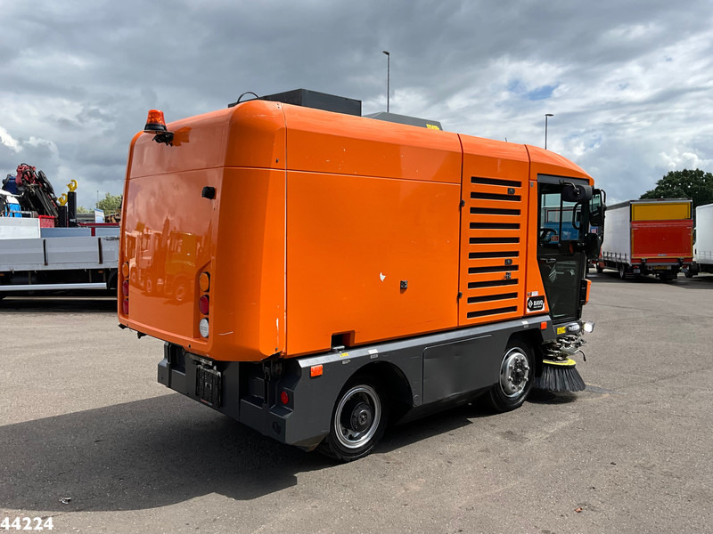 Ravo 540 Euro 6 - Kehrmaschine: das Bild 4 Ravo 540 Euro 6 - Kehrmaschine: das Bild 4